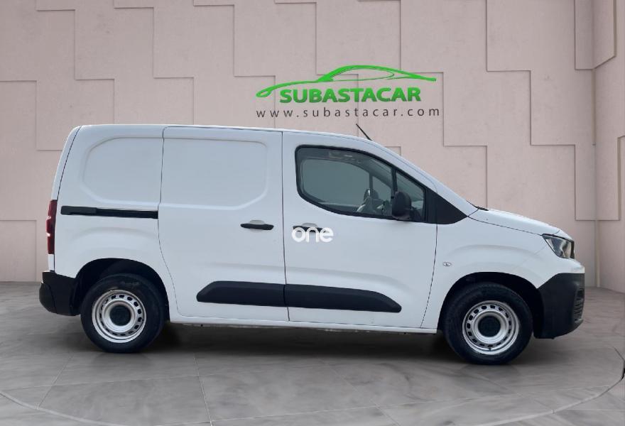 PEUGEOT Partner 2020