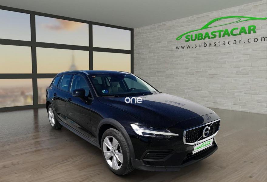 VOLVO V60 2021