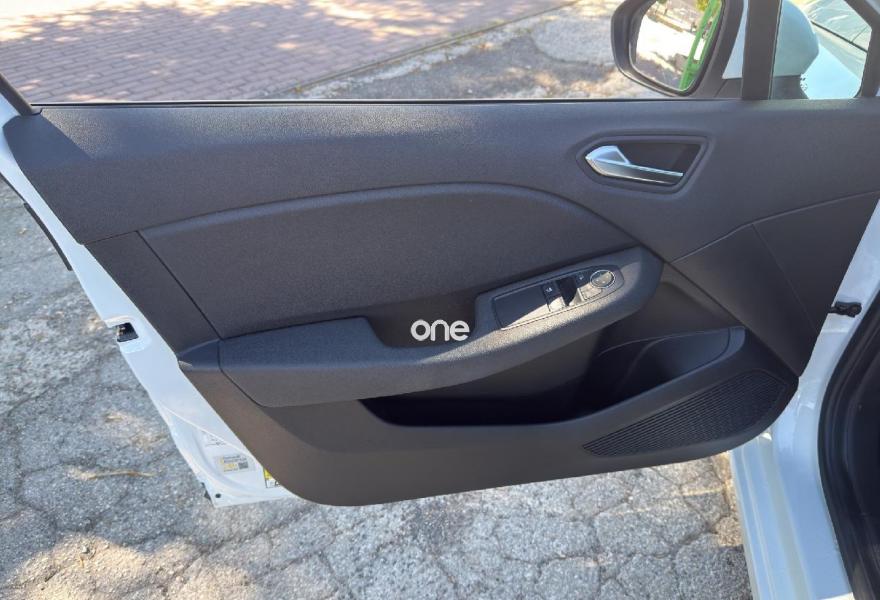 RENAULT Clio 2021
