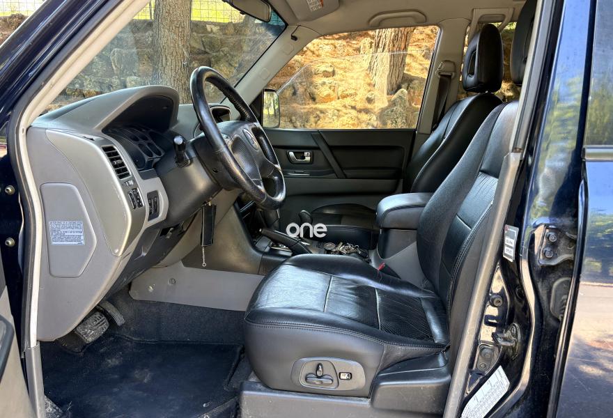 MITSUBISHI Montero 2005