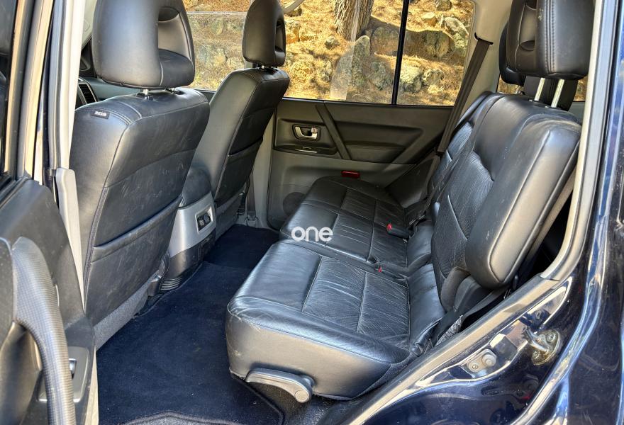 MITSUBISHI Montero 2005