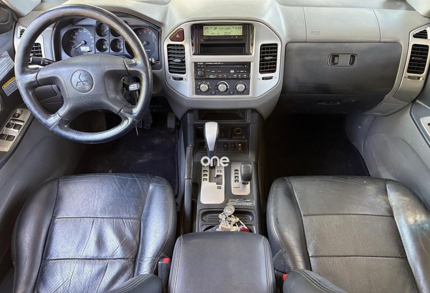 MITSUBISHI Montero 2005