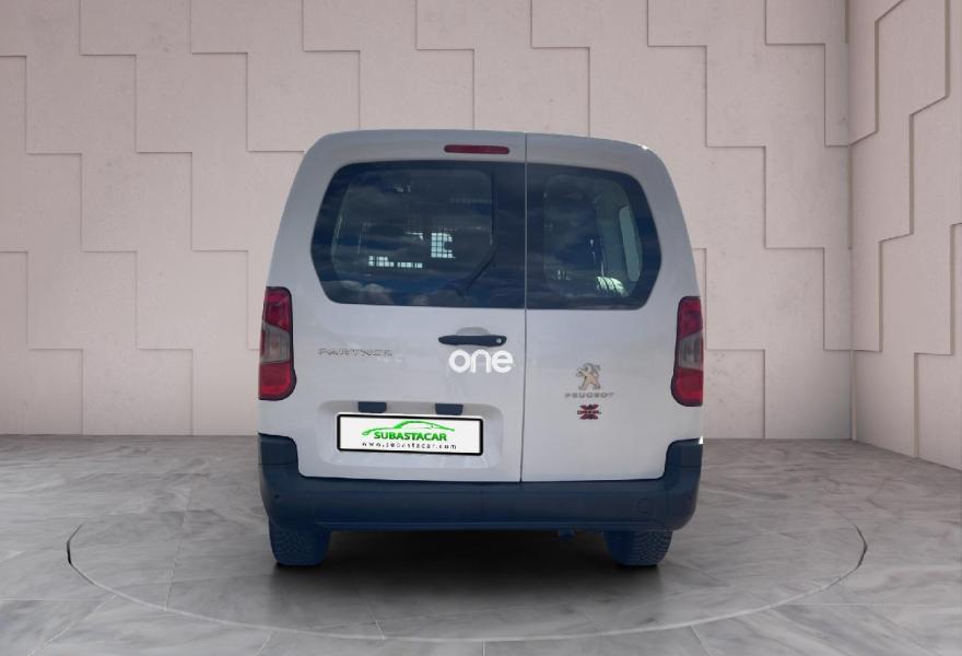 PEUGEOT Partner 2022