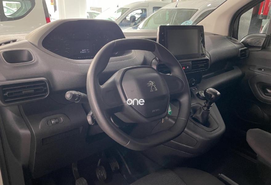 PEUGEOT Partner 2022