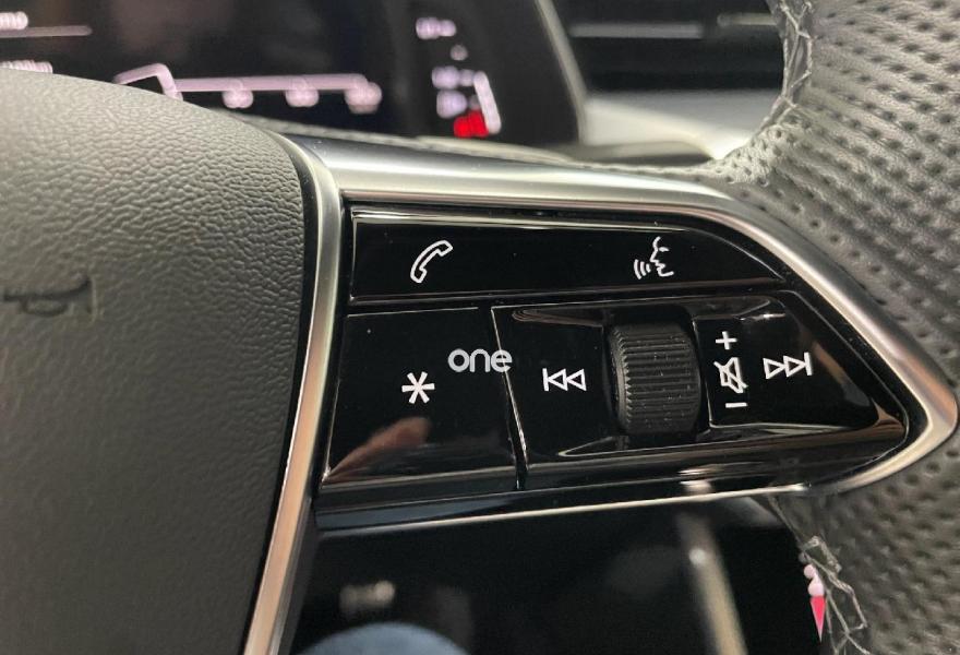 AUDI A6 2022