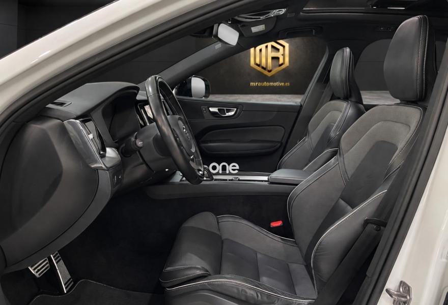 VOLVO XC60 2020