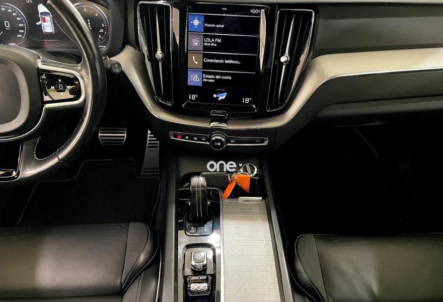 VOLVO XC60 2020