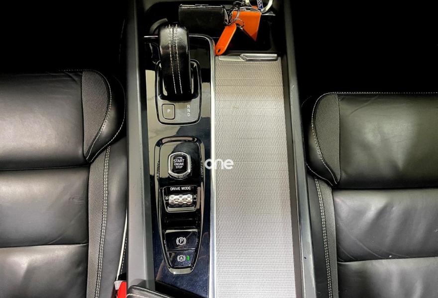 VOLVO XC60 2020