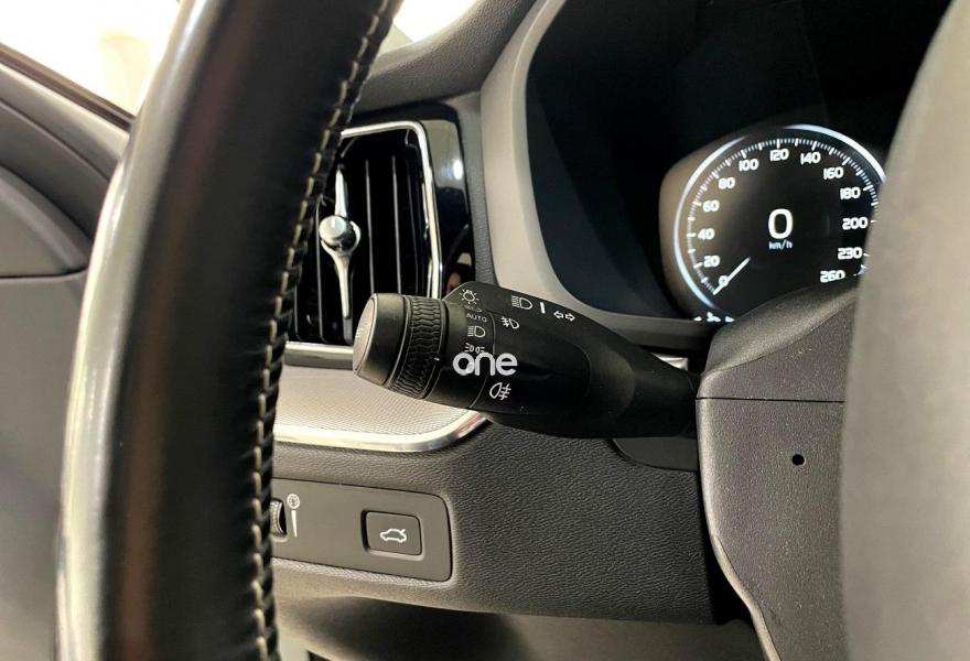 VOLVO XC60 2020