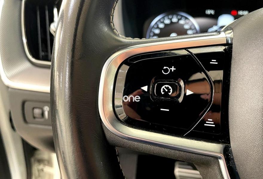 VOLVO XC60 2020