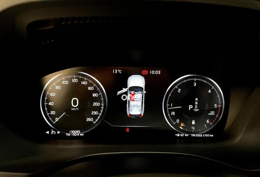VOLVO XC60 2020