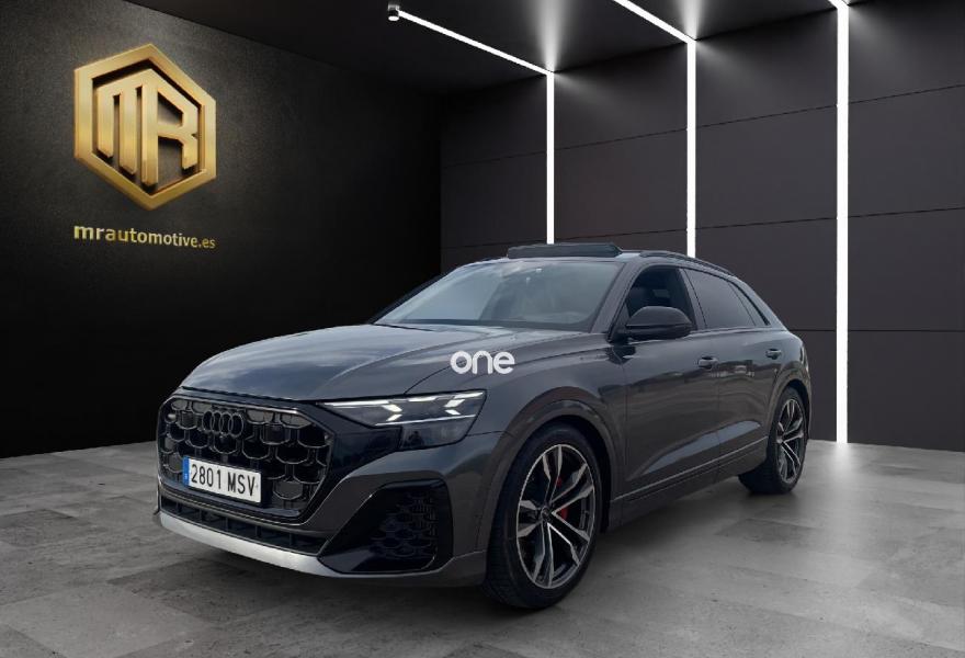 AUDI Q8 2024