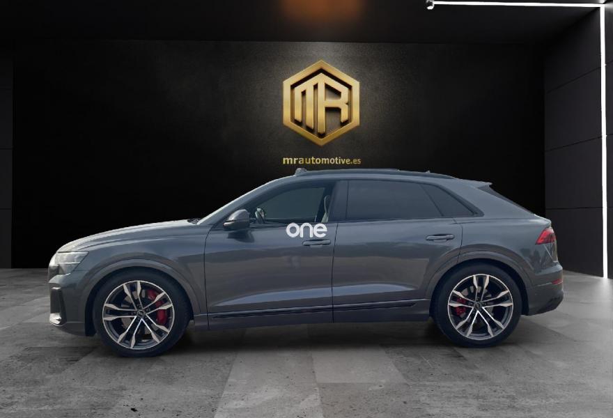 AUDI Q8 2024