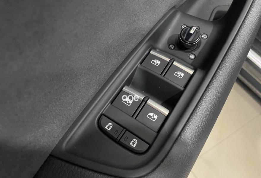 AUDI Q8 2024