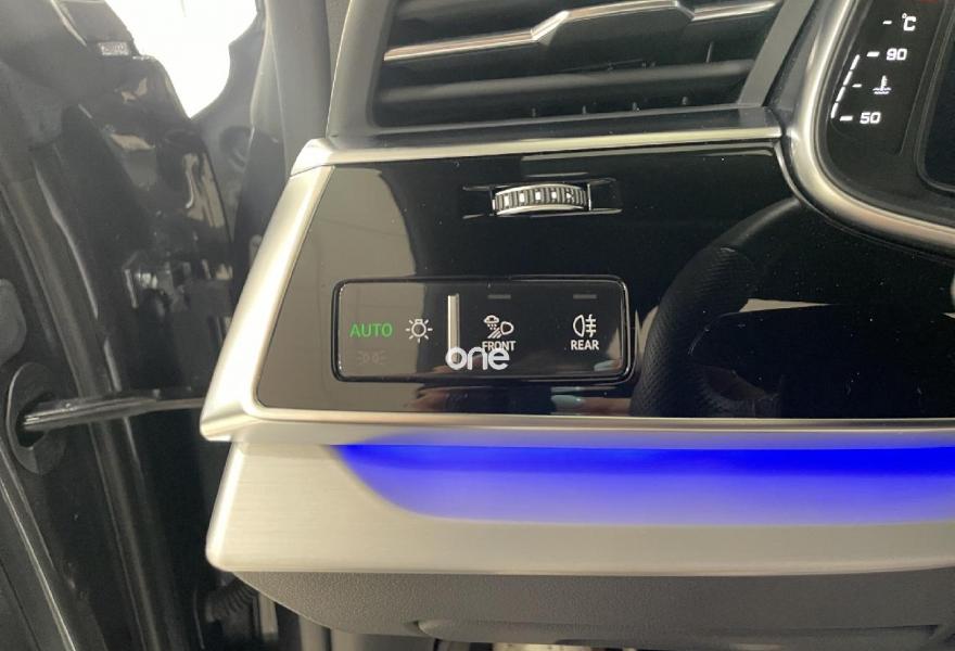AUDI Q8 2024