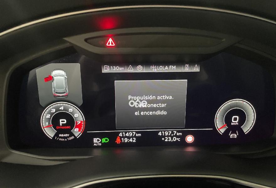 AUDI Q8 2024