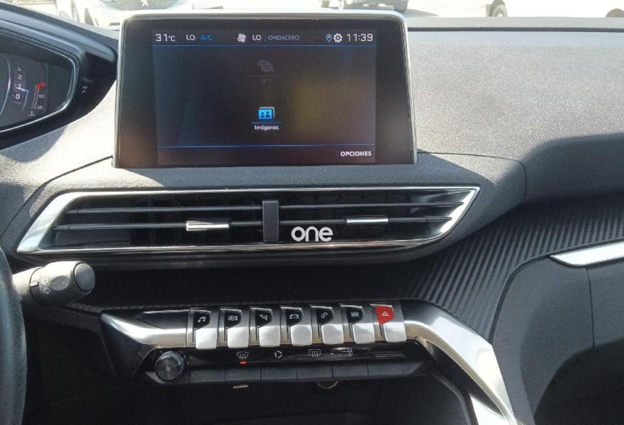 PEUGEOT 3008 2022