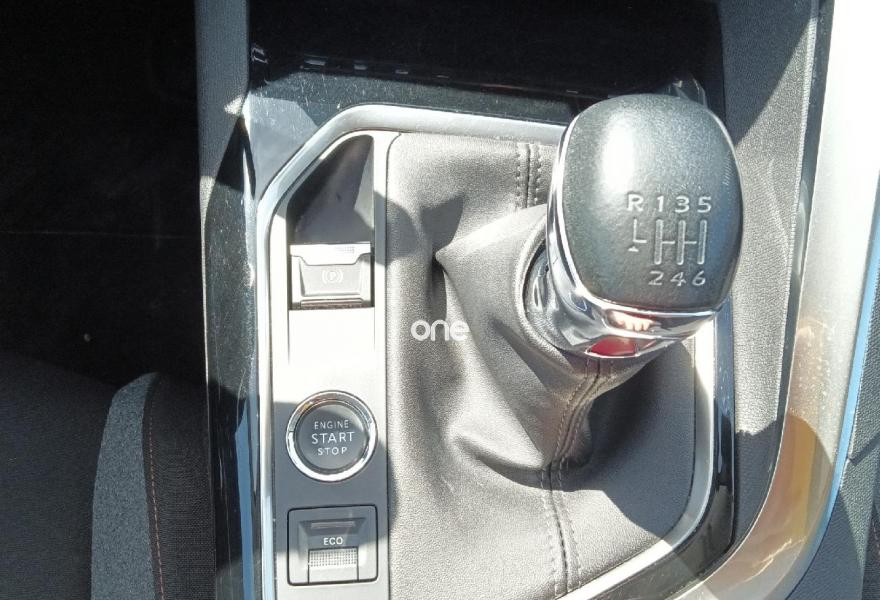 PEUGEOT 3008 2022