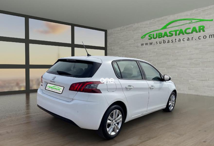 PEUGEOT 308 2021