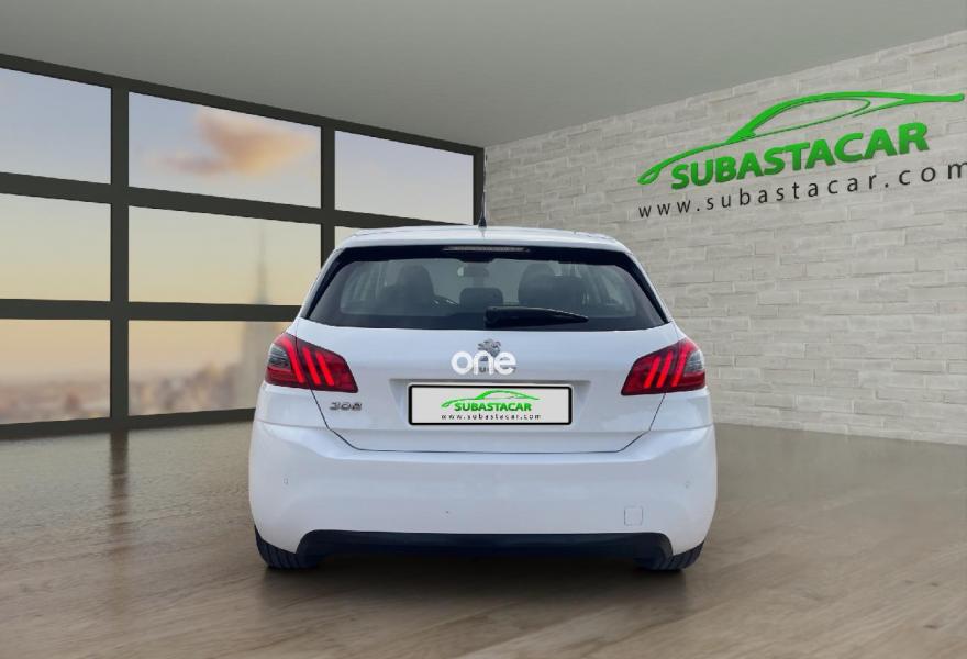 PEUGEOT 308 2021