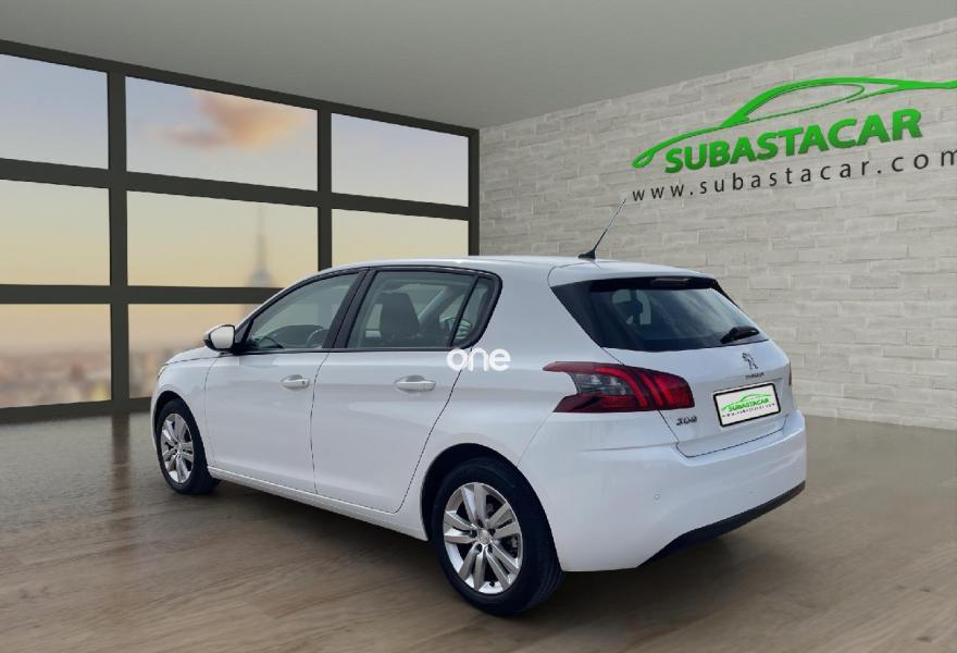 PEUGEOT 308 2021