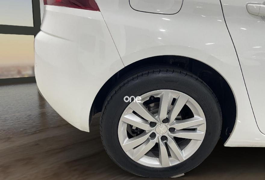 PEUGEOT 308 2021