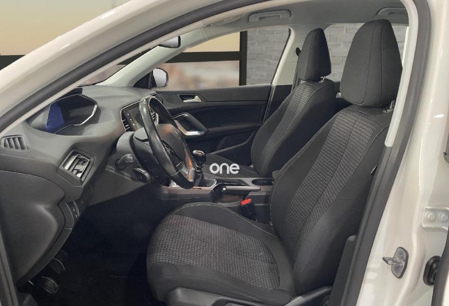 PEUGEOT 308 2021