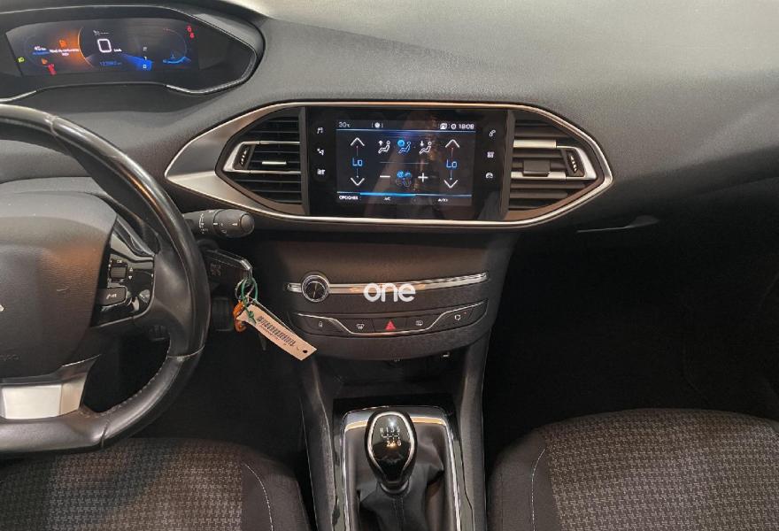 PEUGEOT 308 2021