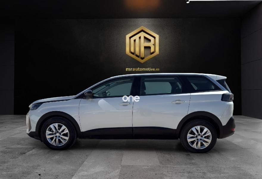 PEUGEOT 5008 2022