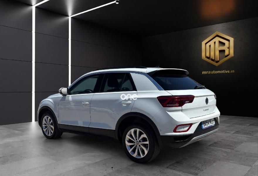 VOLKSWAGEN T-Roc 2023