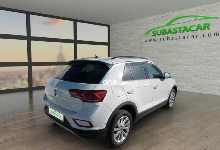 VOLKSWAGEN T-Roc 2023