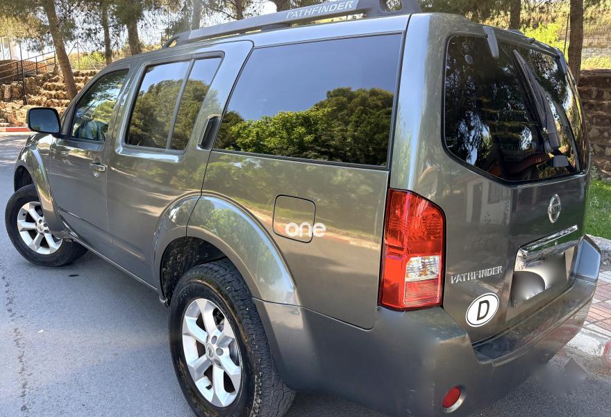 NISSAN Pathfinder 2009