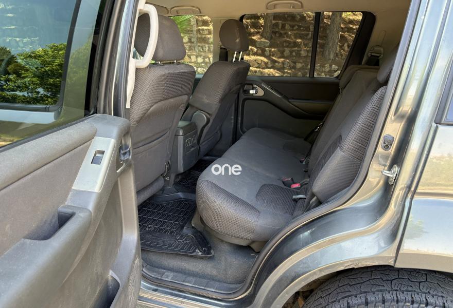 NISSAN Pathfinder 2009