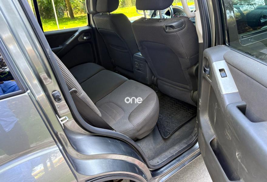 NISSAN Pathfinder 2009