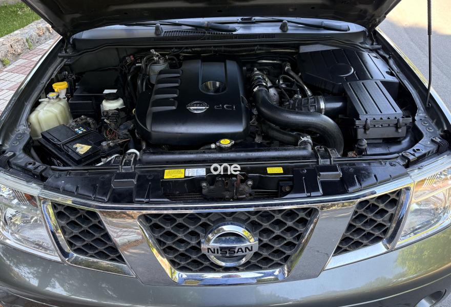 NISSAN Pathfinder 2009