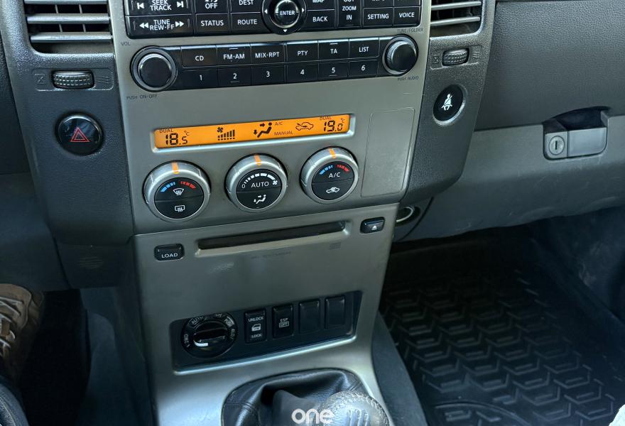 NISSAN Pathfinder 2009