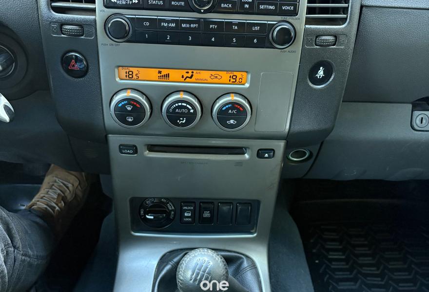 NISSAN Pathfinder 2009