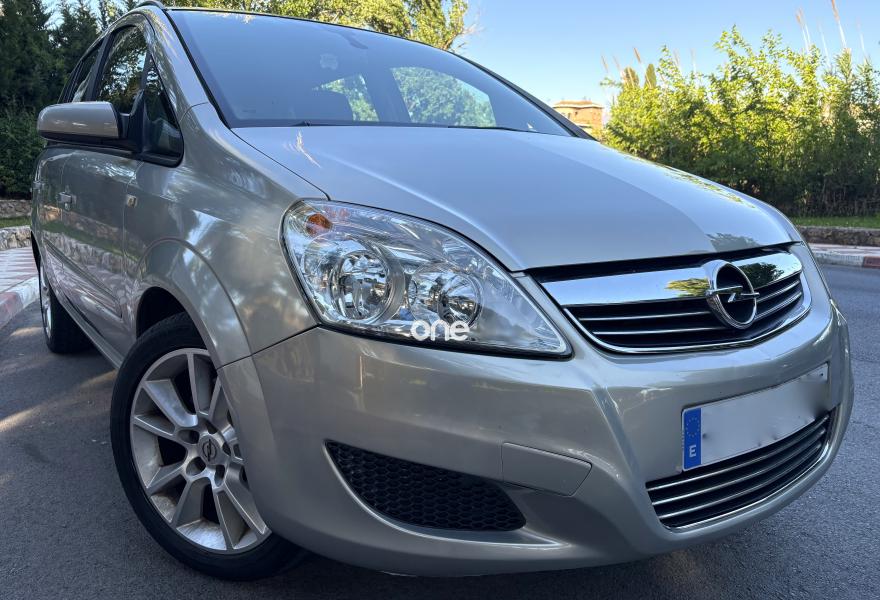 OPEL Zafira 2009