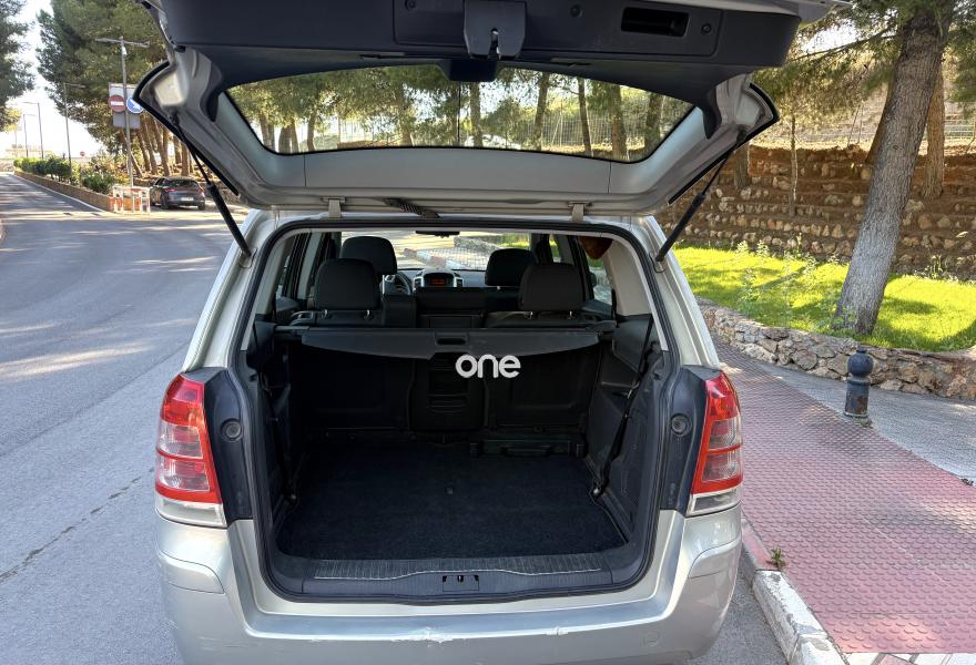 OPEL Zafira 2009