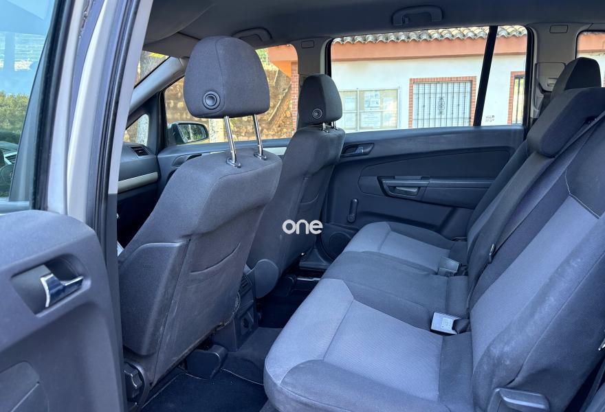 OPEL Zafira 2009