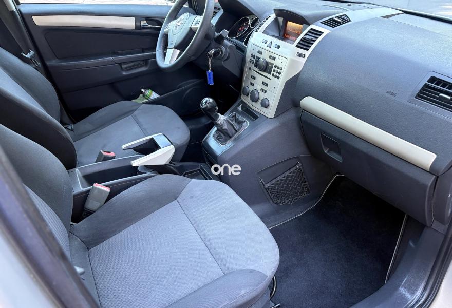 OPEL Zafira 2009
