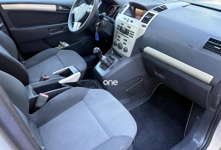 OPEL Zafira 2009