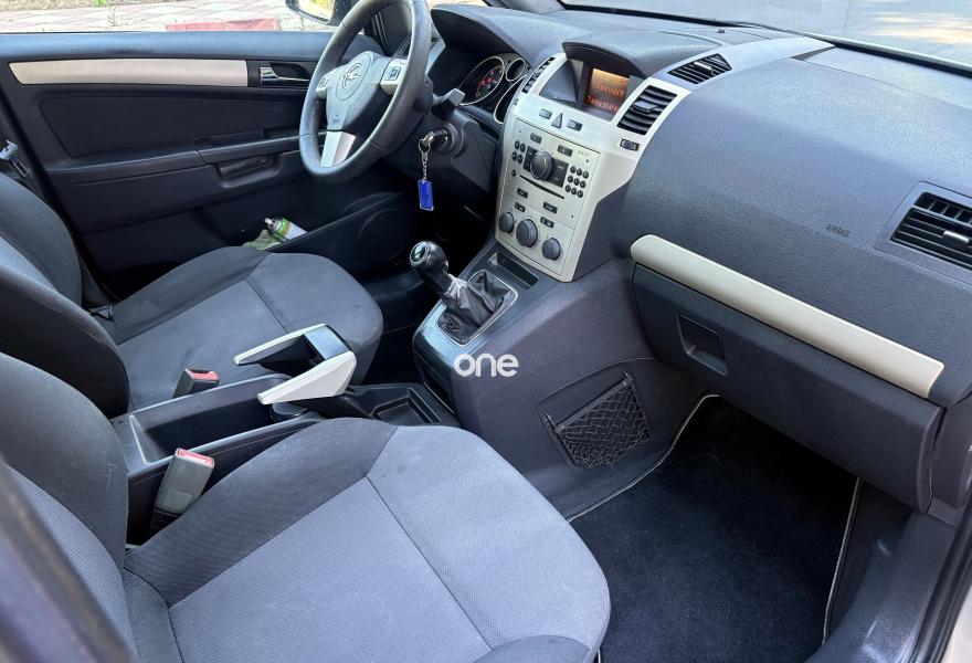 OPEL Zafira 2009