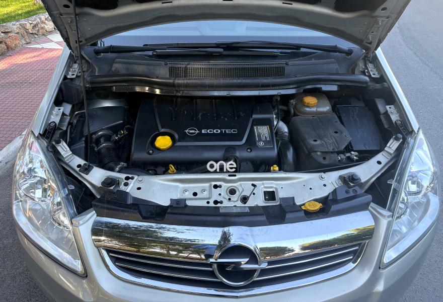 OPEL Zafira 2009