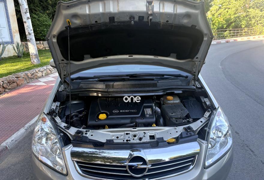 OPEL Zafira 2009