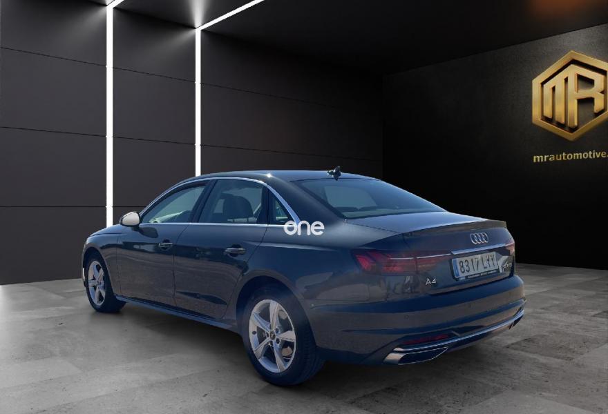 AUDI A4 2022