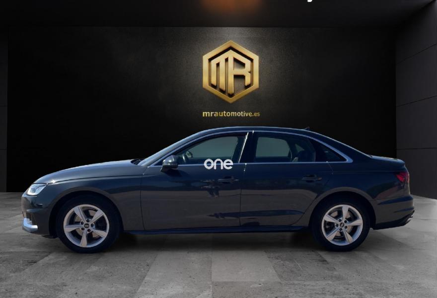 AUDI A4 2022