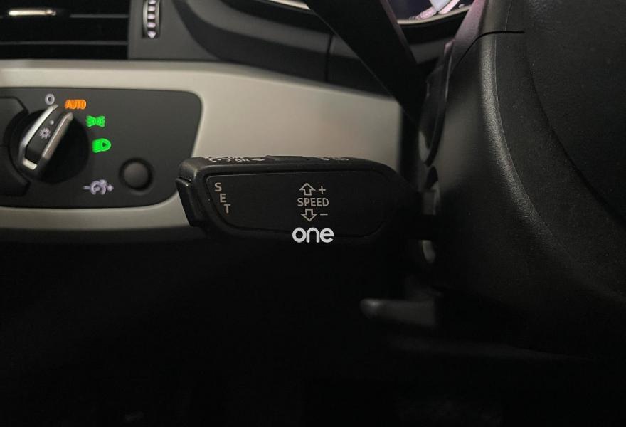 AUDI A4 2022
