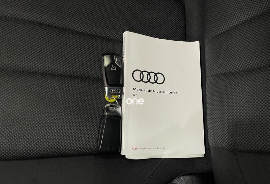 AUDI A4 2022