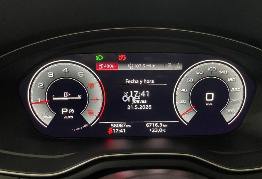AUDI A4 2022